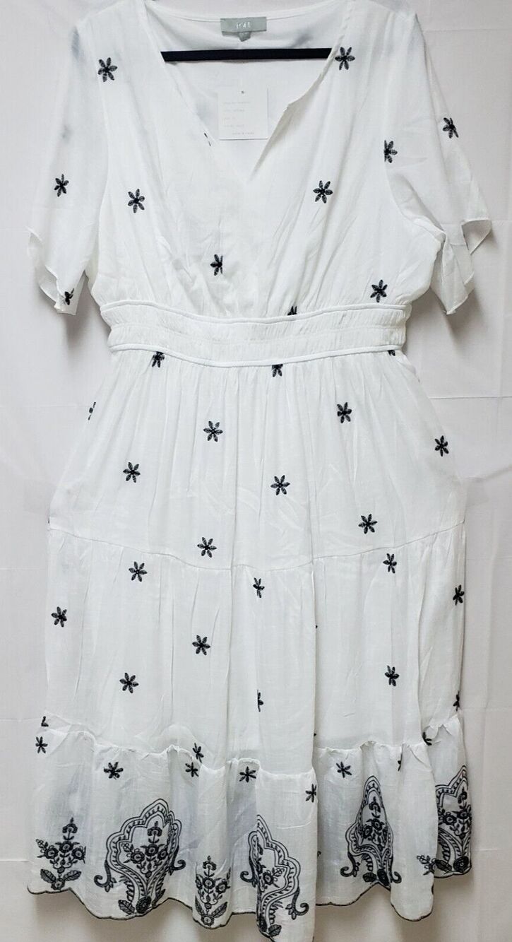 Women's Summer IGEE Flower Embroidered White Long Dress Fully Lined NWT